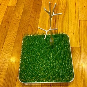Boon grass bottle dryer